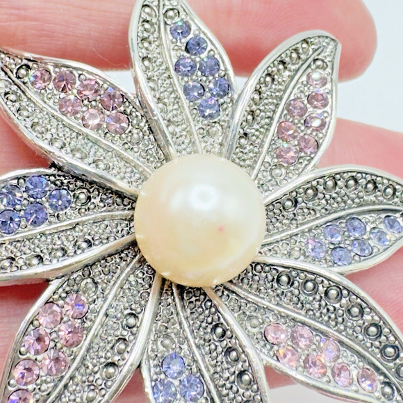 Silver Tone Rhinestone Faux Pearl Flower Brooch/Pendant Pink Purple Feminine 2" - Picture 7 of 7
